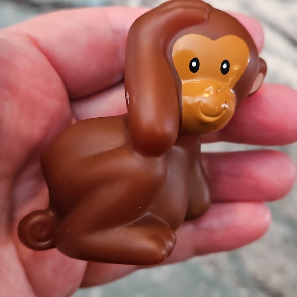 Fisher-Price Little People brown monkey toy figure - Picture 6 of 9